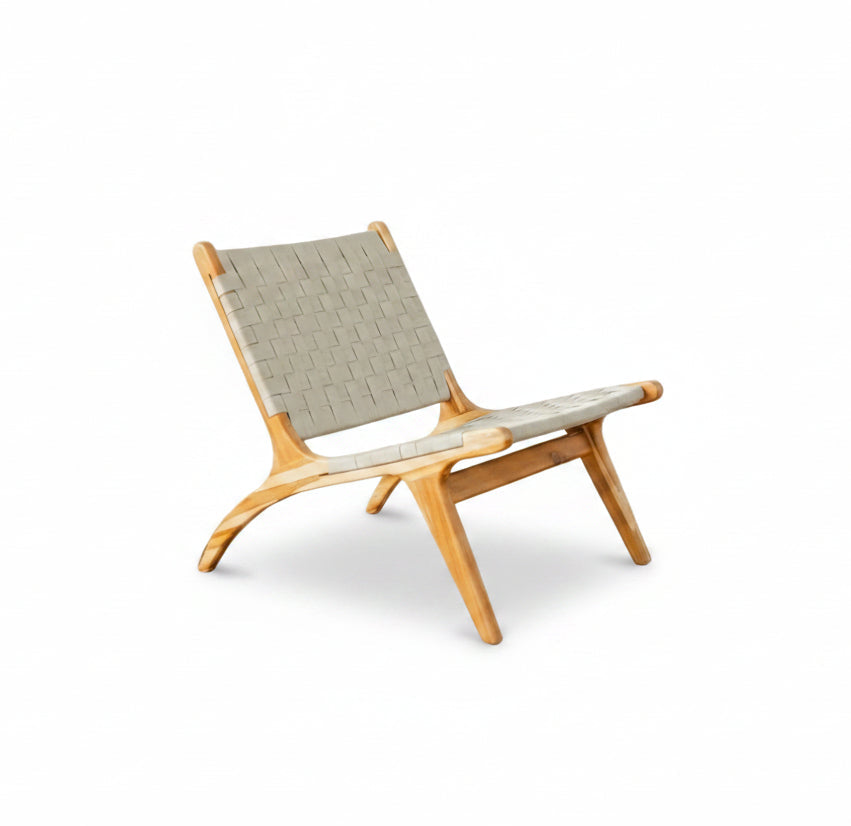 Chilling Lounge Chair